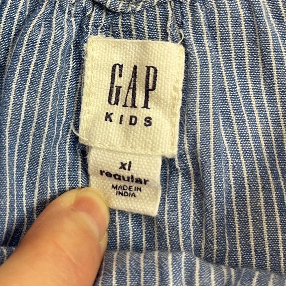 Gap Kids: Girls' Embroidered Blue / White Tank Top, Size XL